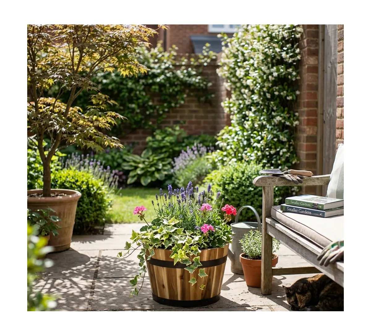 VegTrug Small Wooden Barrel Planter – Na...
